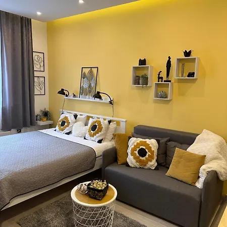 Comfy Corner N Lux 55 Milmari Apartment