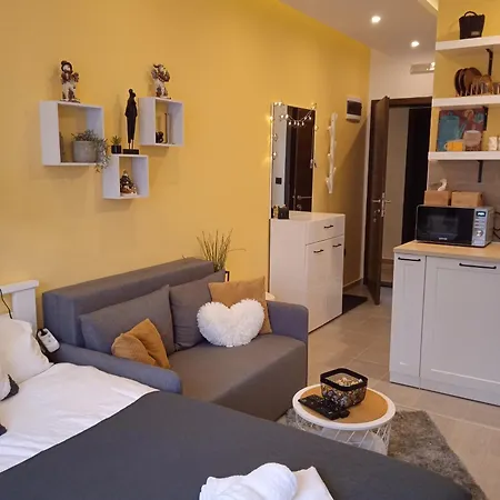 Apartment Comfy Corner N Lux 55 Milmari
